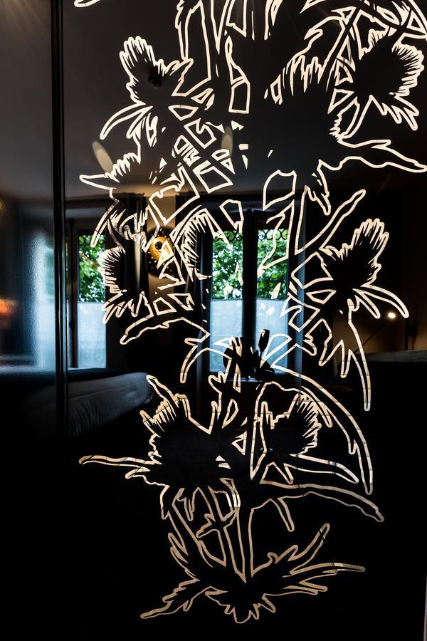 Hotel Restaurant Au Boeuf Couronne Paris Exteriör bild
