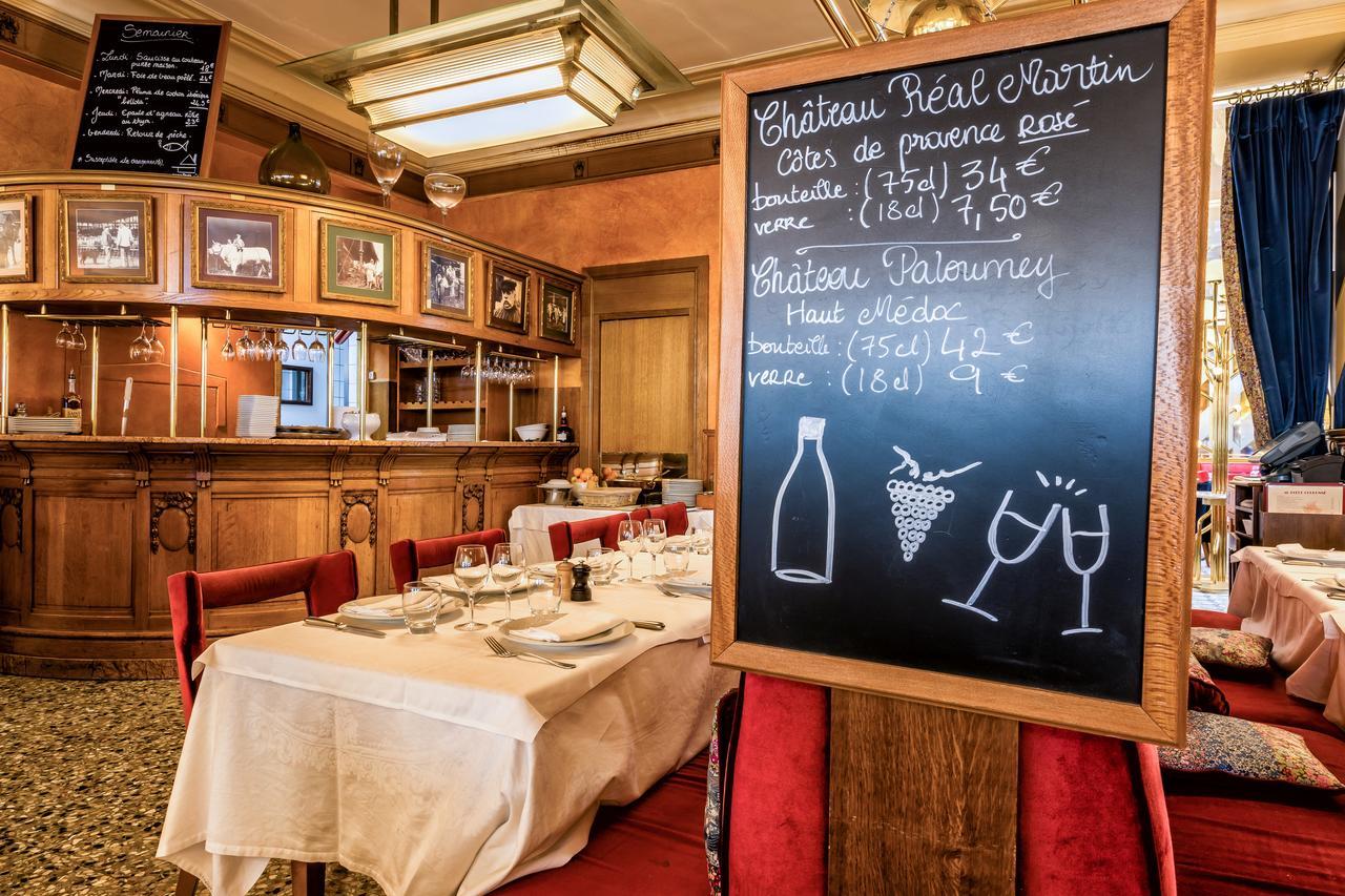 Hotel Restaurant Au Boeuf Couronne Paris Exteriör bild
