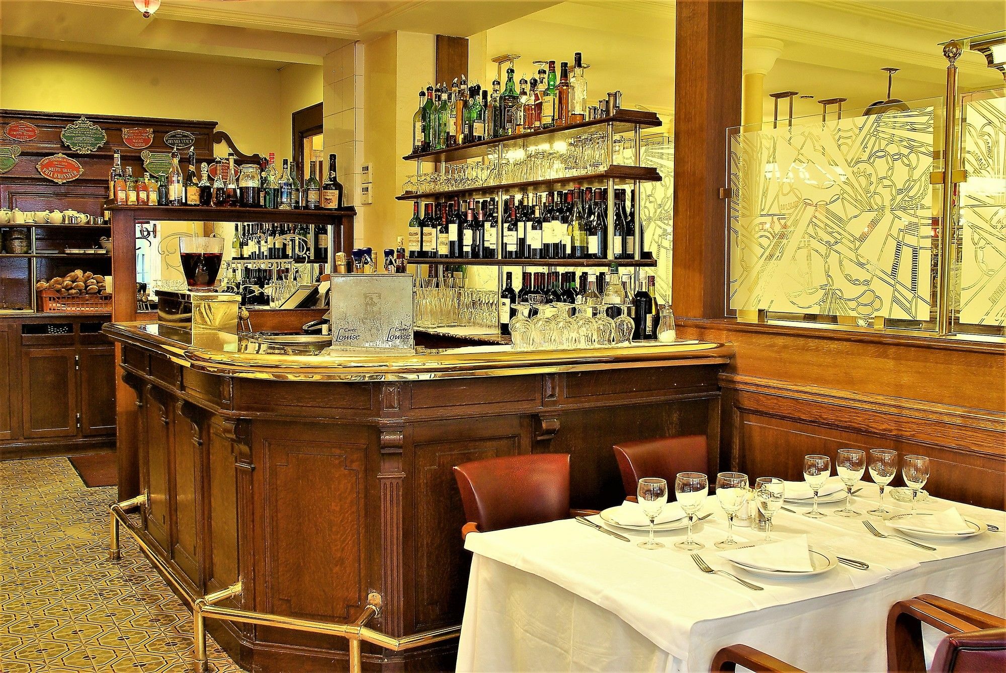 Hotel Restaurant Au Boeuf Couronne Paris Exteriör bild
